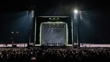 Backdrop to the movie "BTS THE COMEBACK LIVE | ARIRANG" #796234